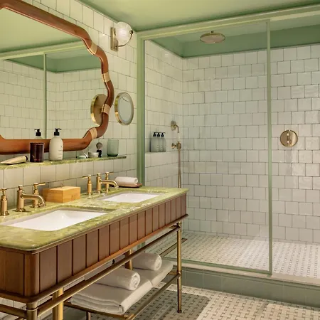 Hotel La Fantaisie Paris