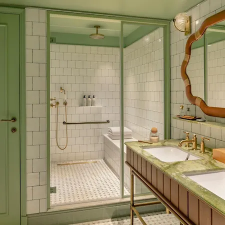 La Fantaisie 5* Paris