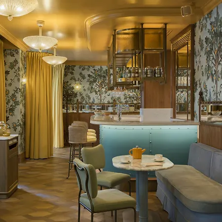 Hotell La Fantaisie Paris