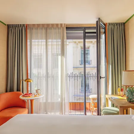 Hotel La Fantaisie Paris