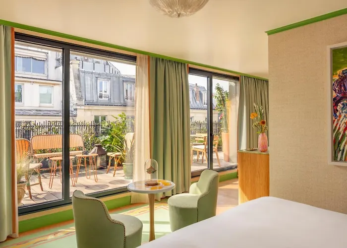 Hotel La Fantaisie Paris