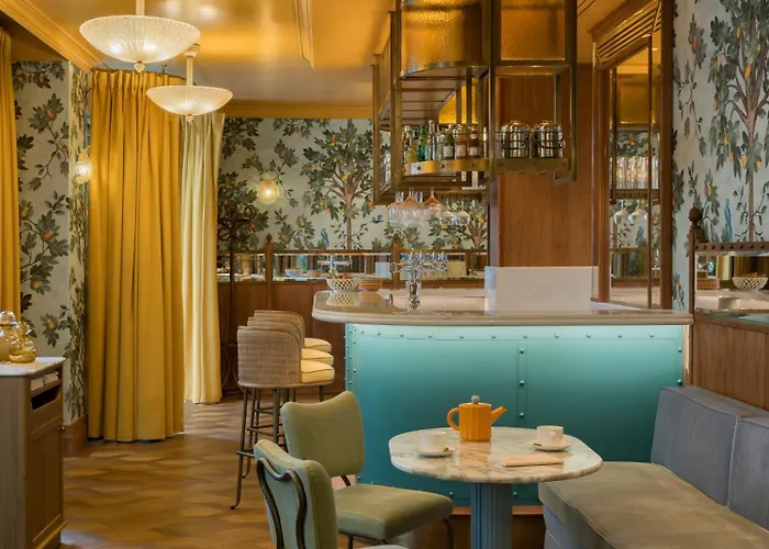 La Fantaisie 5* Paris