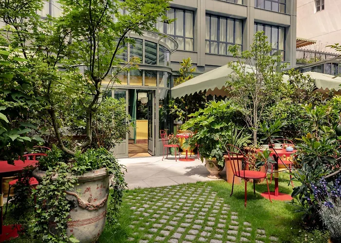 La Fantaisie 5* Paris