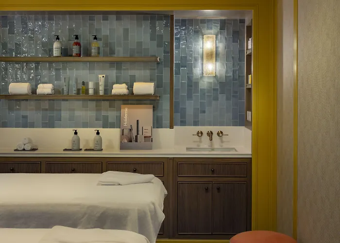 La Fantaisie Hotel 5*