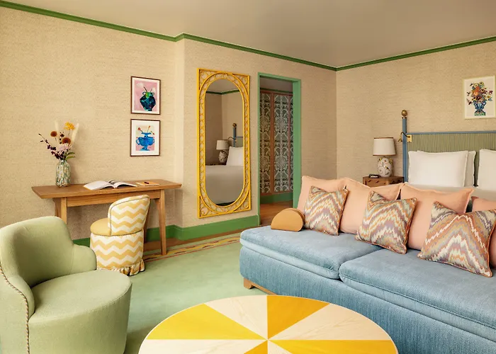 La Fantaisie Hotel 5*